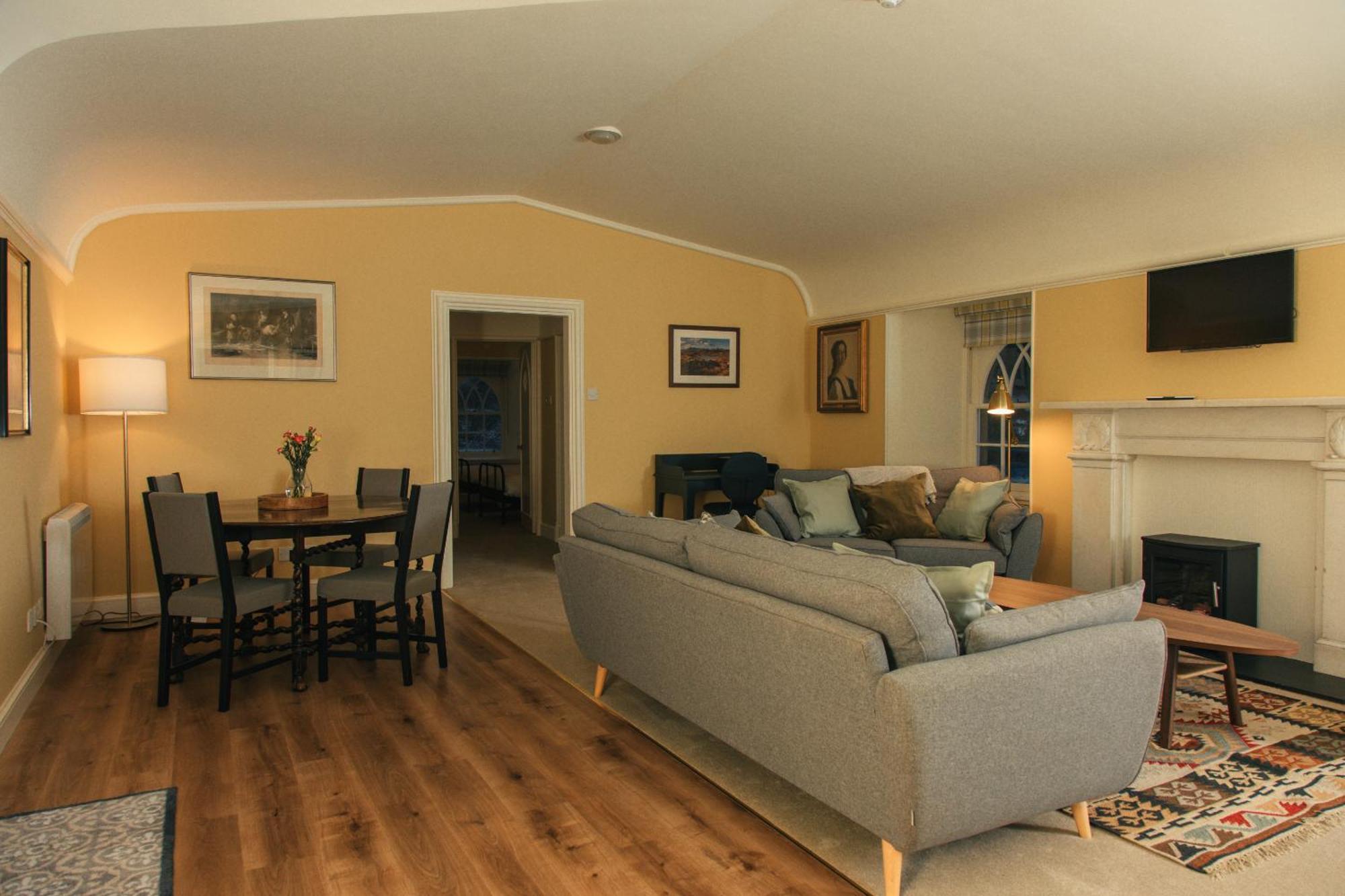 Armadale Castle Cabins Ardvasar  Room photo