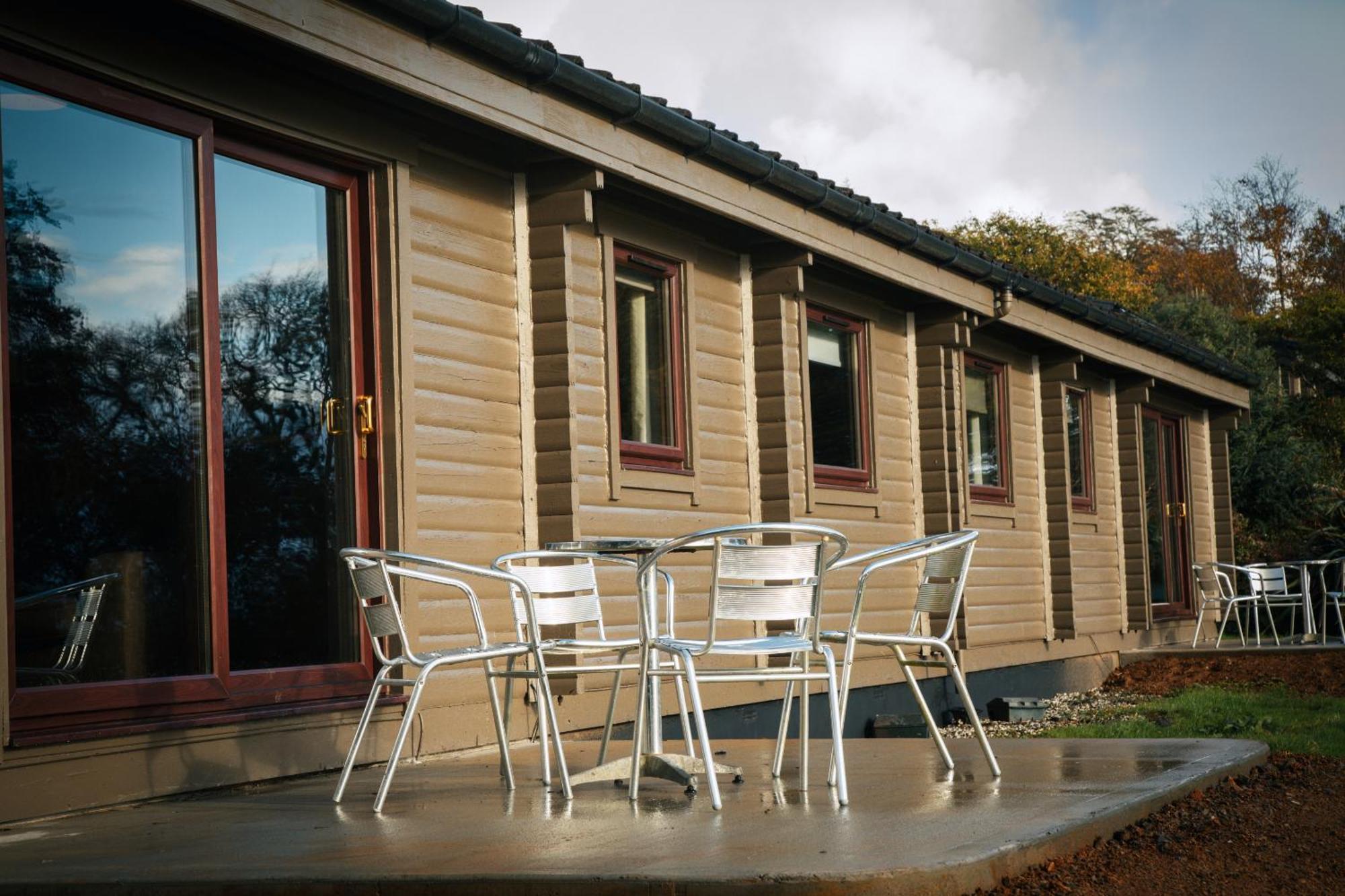Armadale Castle Cabins Ardvasar  Room photo